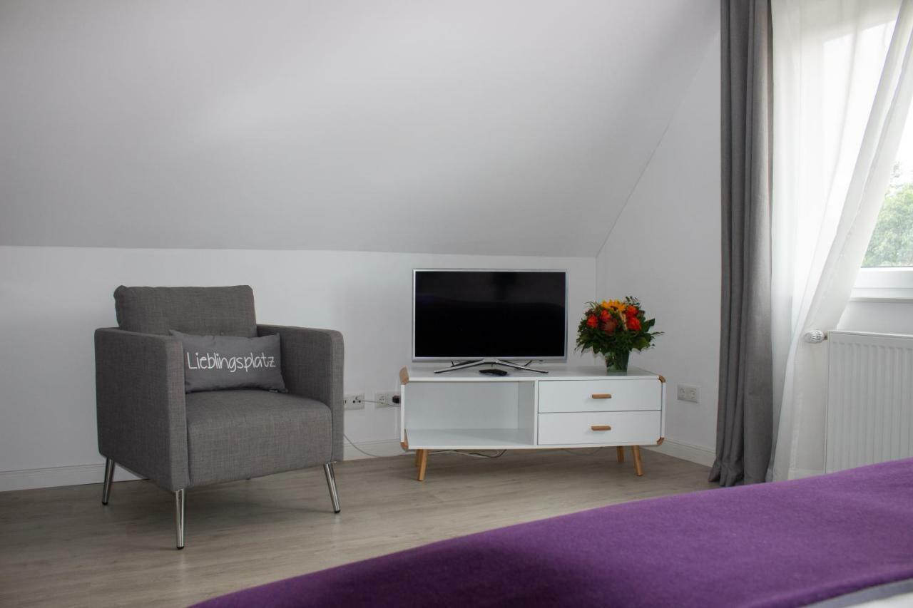 Apartment Heidetraeume *